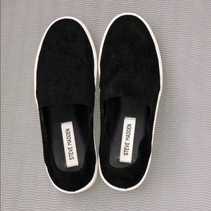 Steve Madden Fayna slip ons